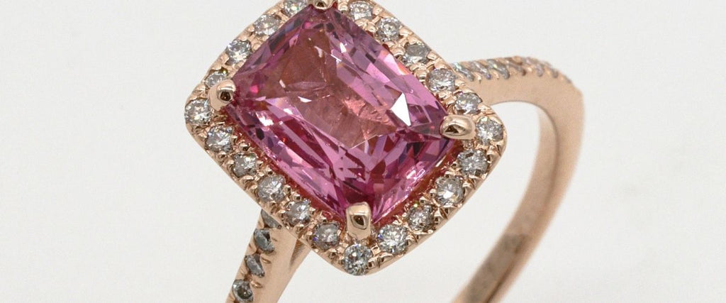 Pourquoi choisir un saphir rose?